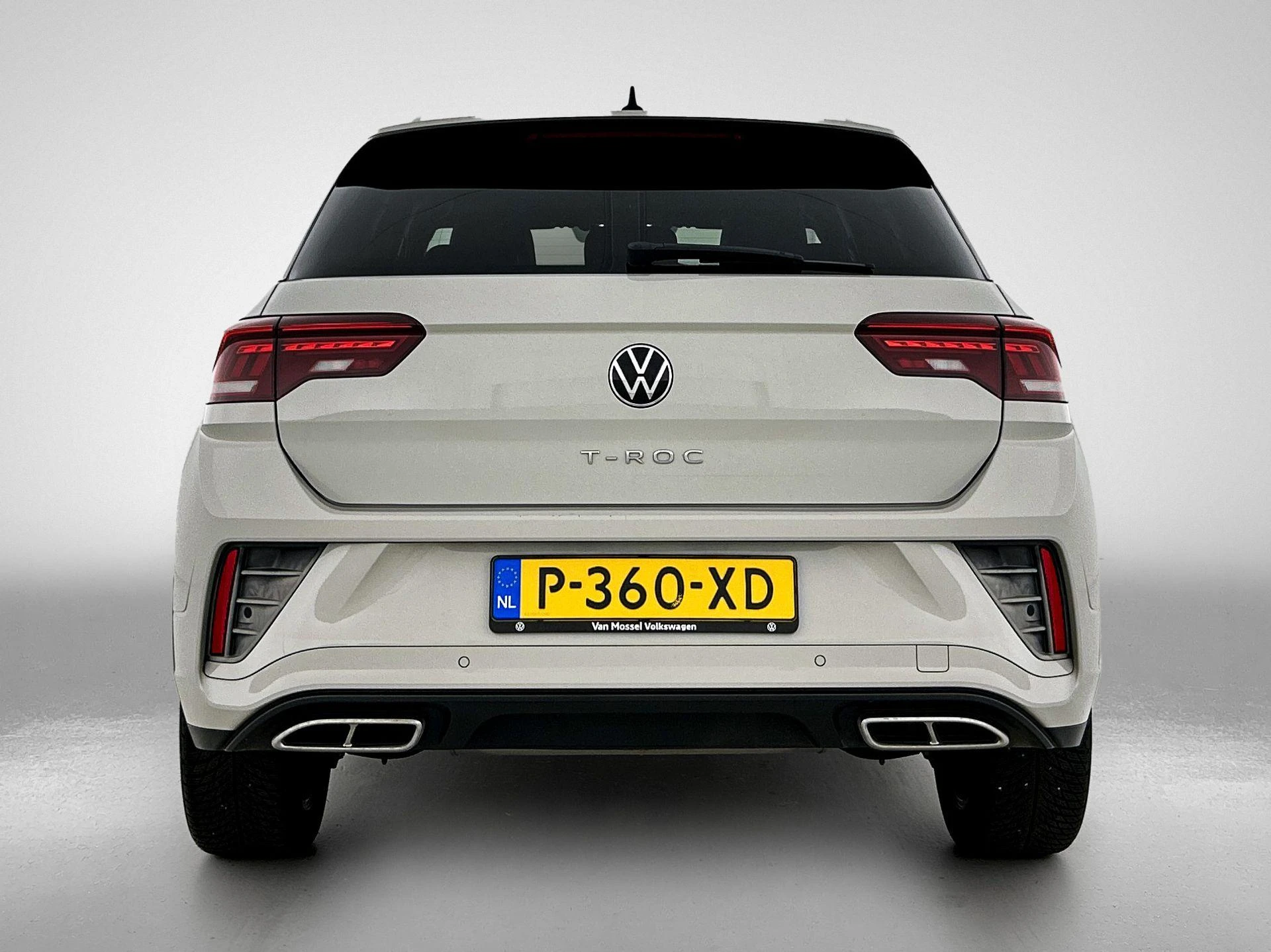 Volkswagen-T-Roc-image-2