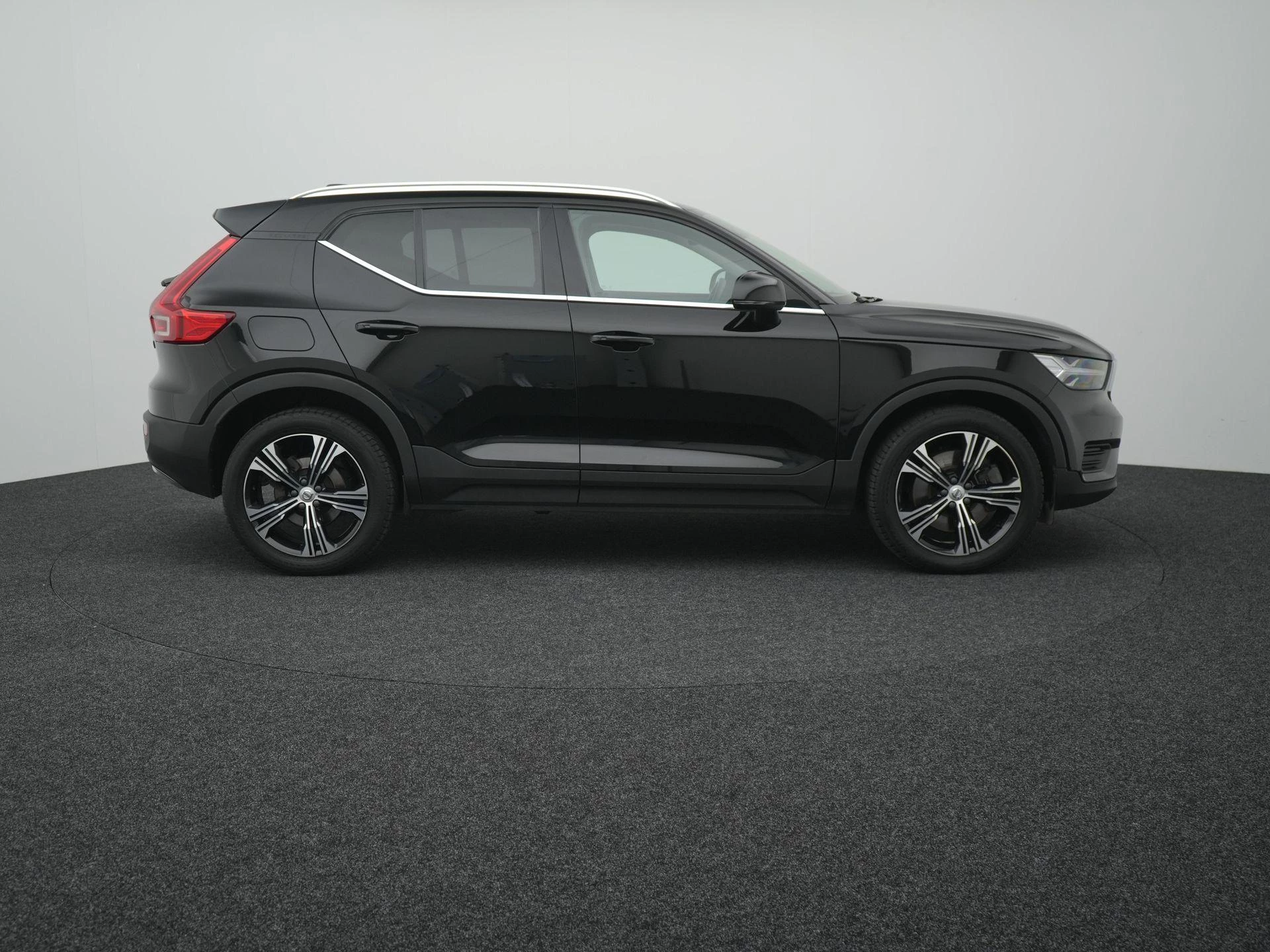 Volvo-XC40-image-5