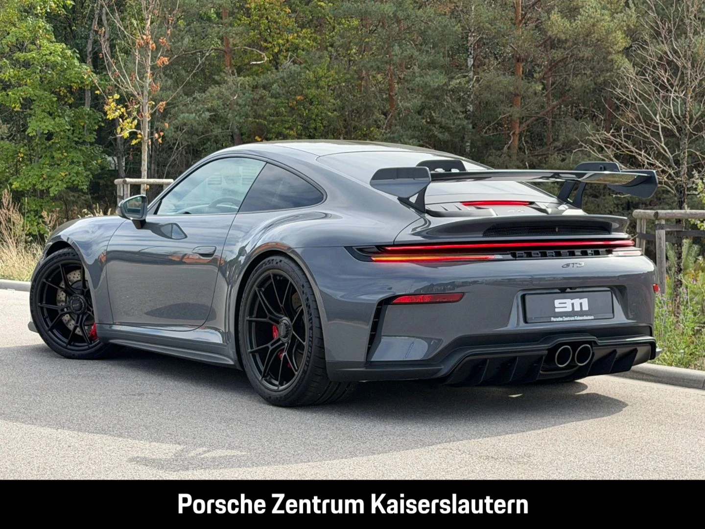 Porsche-911-image-2