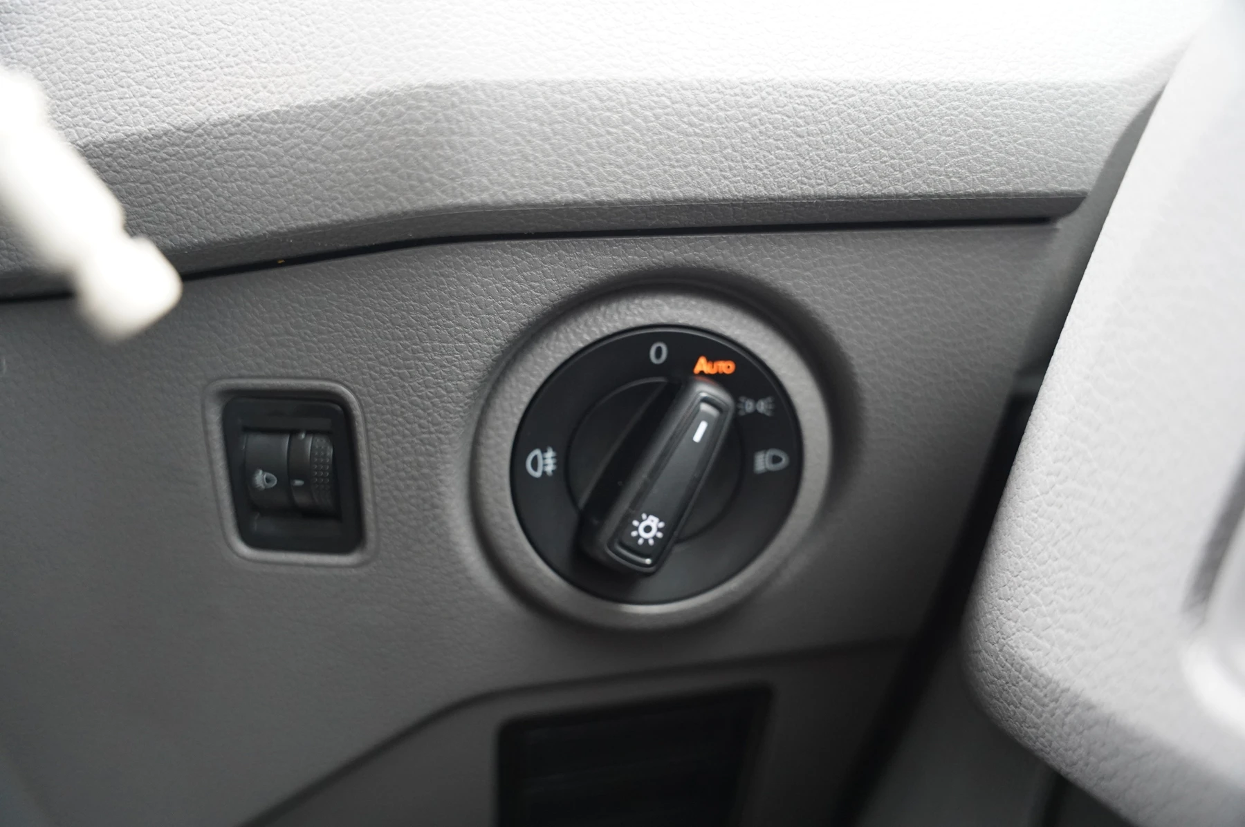 Volkswagen-Crafter-image-18