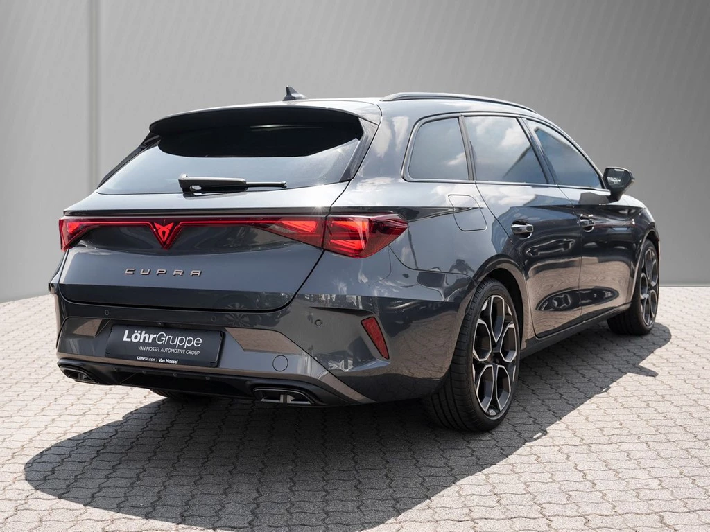 CUPRA Leon Sportstourer 1.5 eTSI DSG /Navi/AHK/LED/RFK