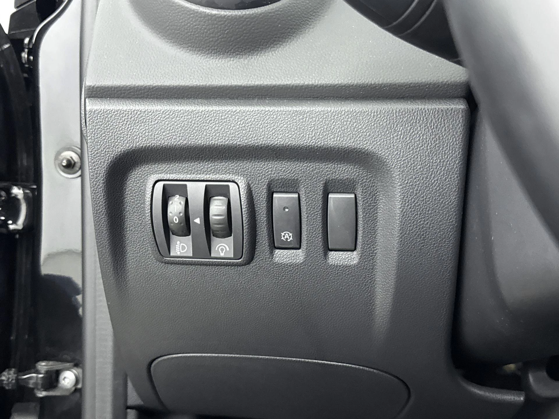 Renault-Captur-image-23
