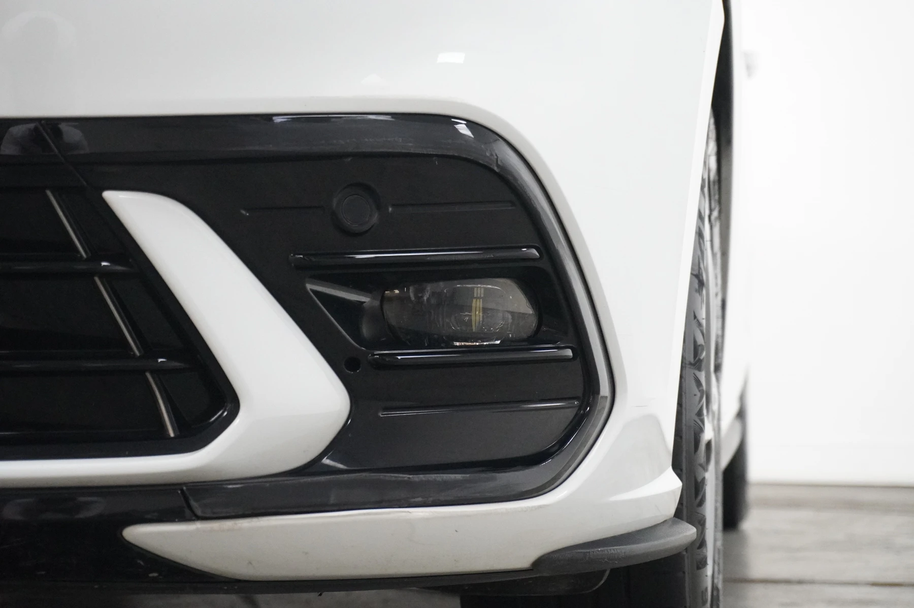 Volkswagen-Polo-image-44