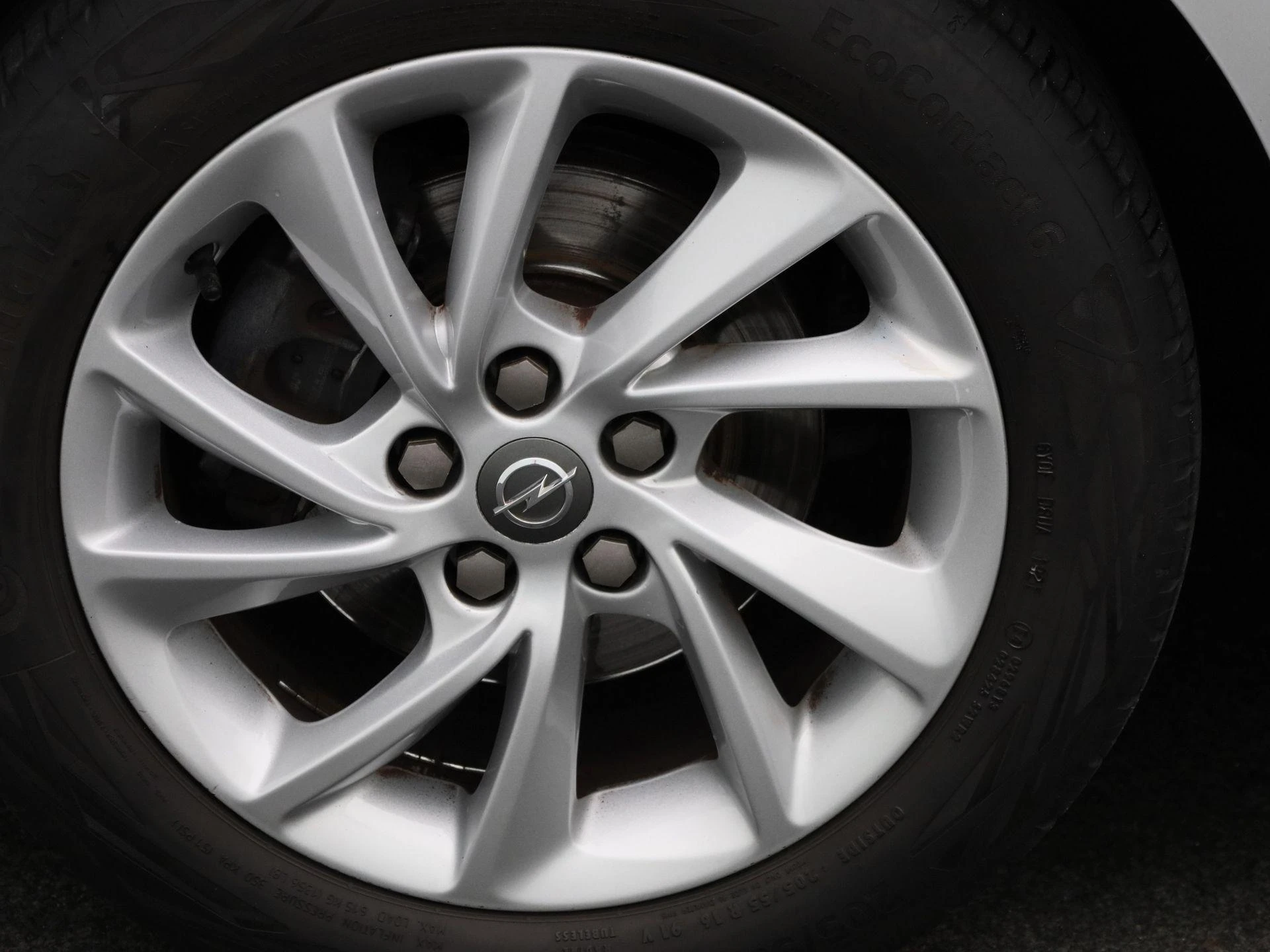 Opel-Astra-image-11