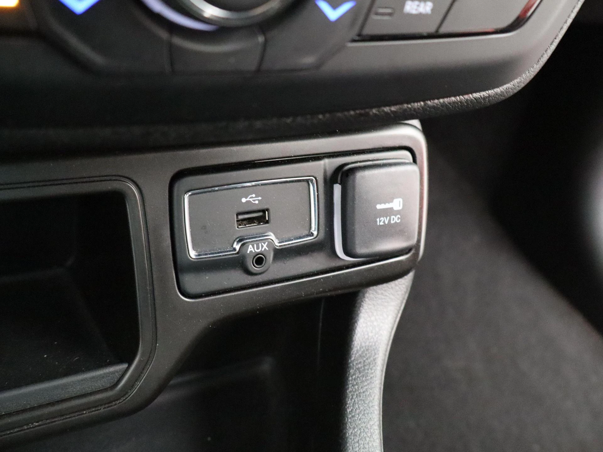 Jeep-Renegade-image-20