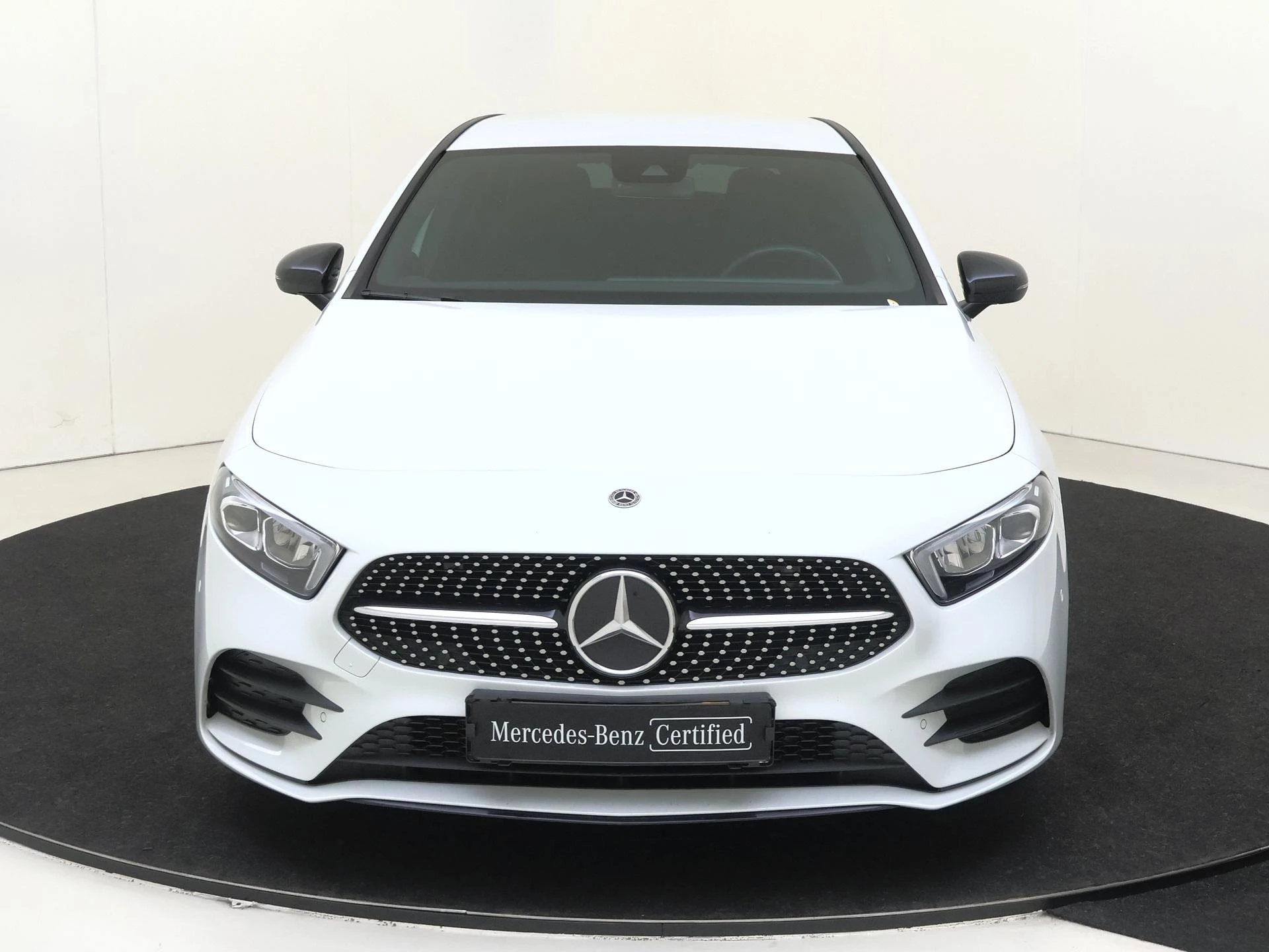 Mercedes-Benz-A-Klasse-image-5