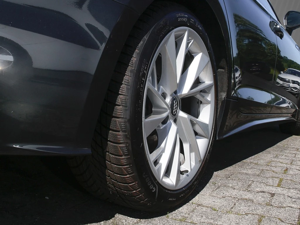 Audi A5 Sportback advanced 30 TDI S-tronic,Leder,Navi ALU 18",Klimaautomatik,Sitzheizung,Park-Pilot