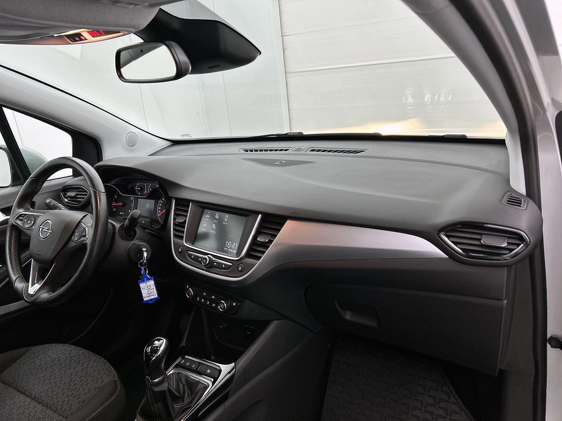 Opel Crossland X 1.2 Online Edition