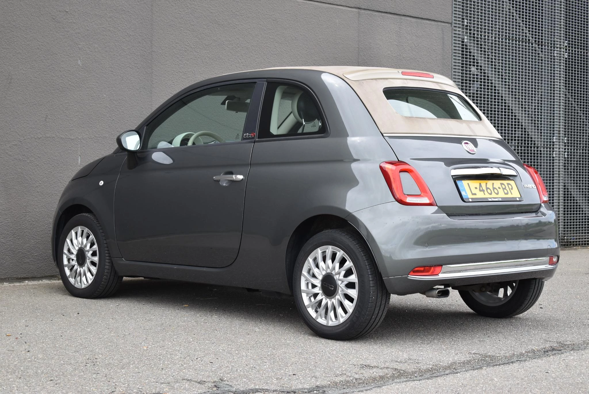 Fiat 500C 1.0 Hybrid Lounge