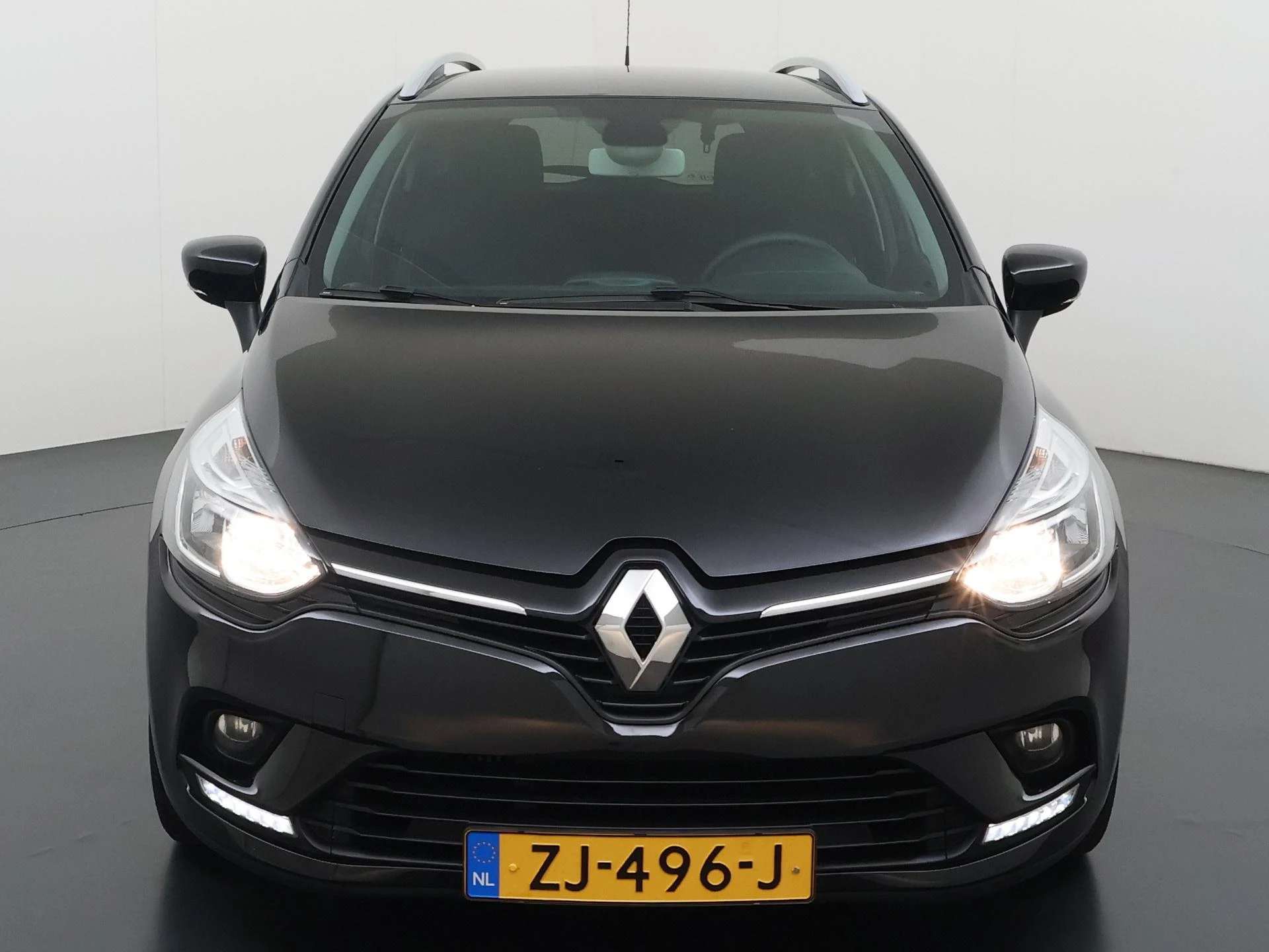 Renault-Clio-image-8