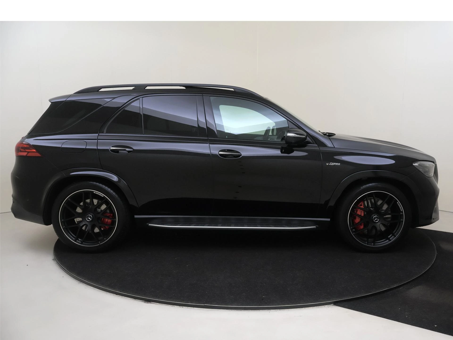 Mercedes-Benz-GLE-image-8