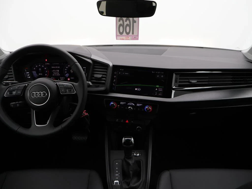Audi-A1 Sportback-image-12