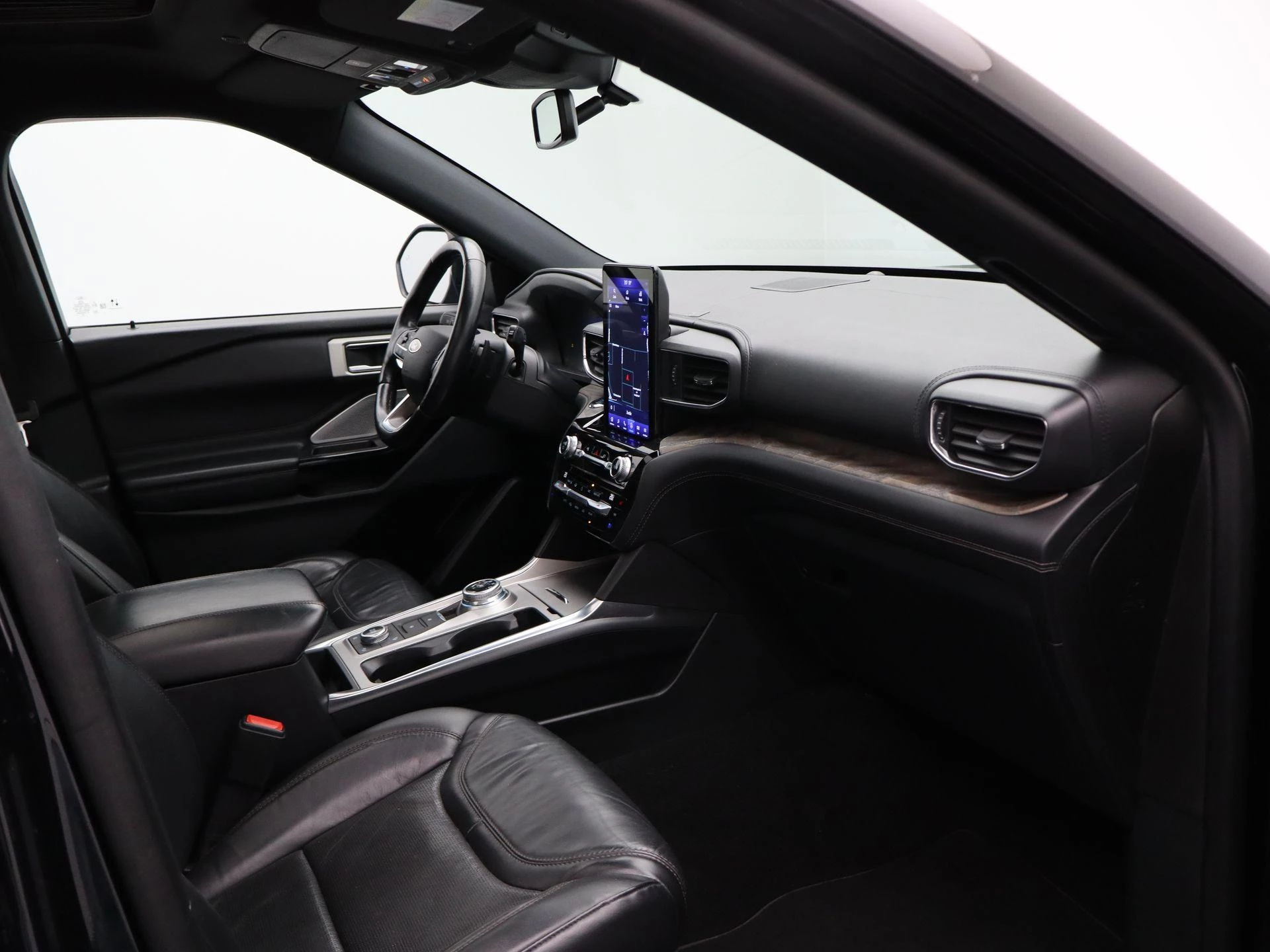 Ford-Explorer-image-35