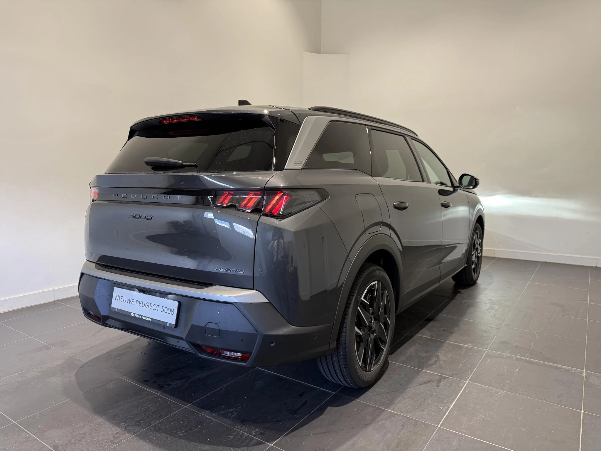 Peugeot 5008 Allure Plug-in HYbrid 195 e-DCS7
