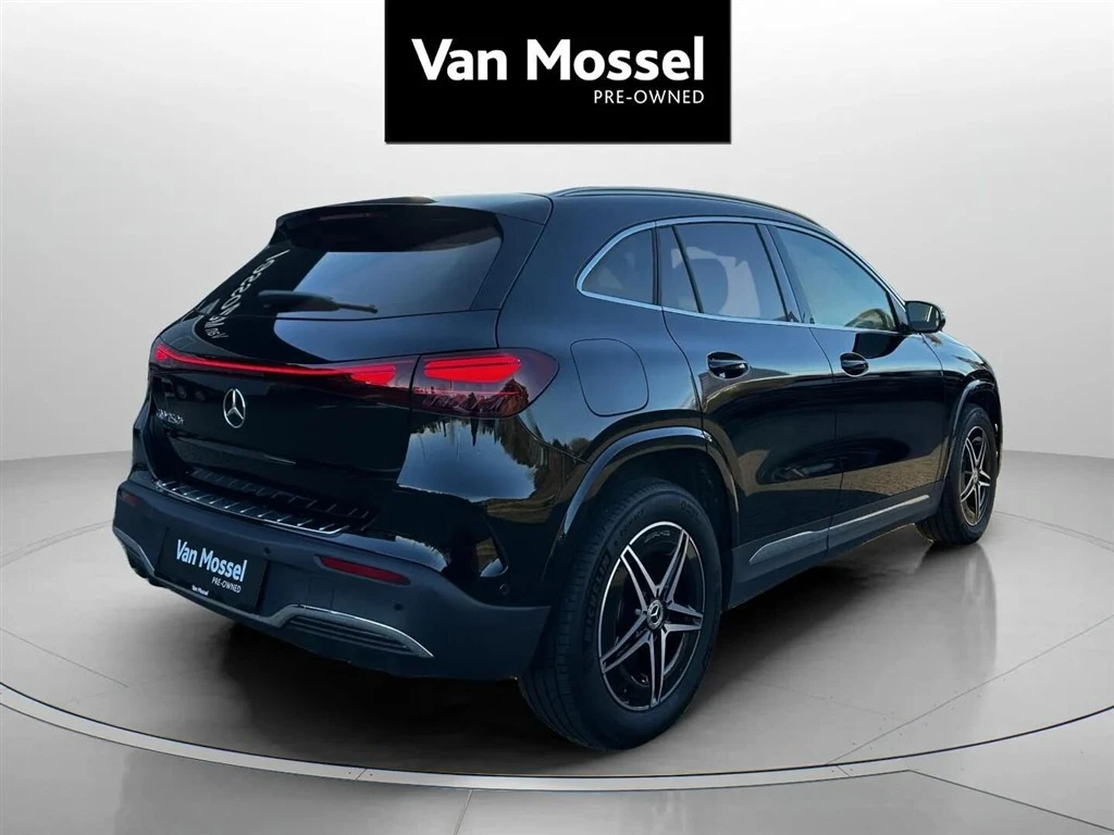 Mercedes-Benz-EQA-image-4