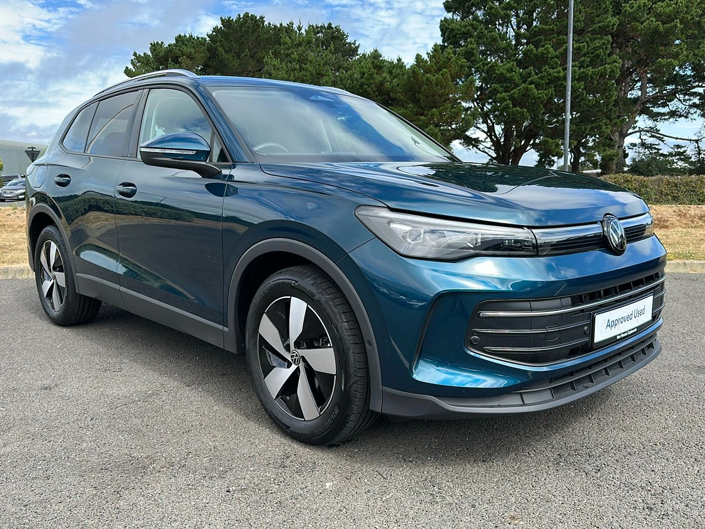 Volkswagen-Tiguan-image-18