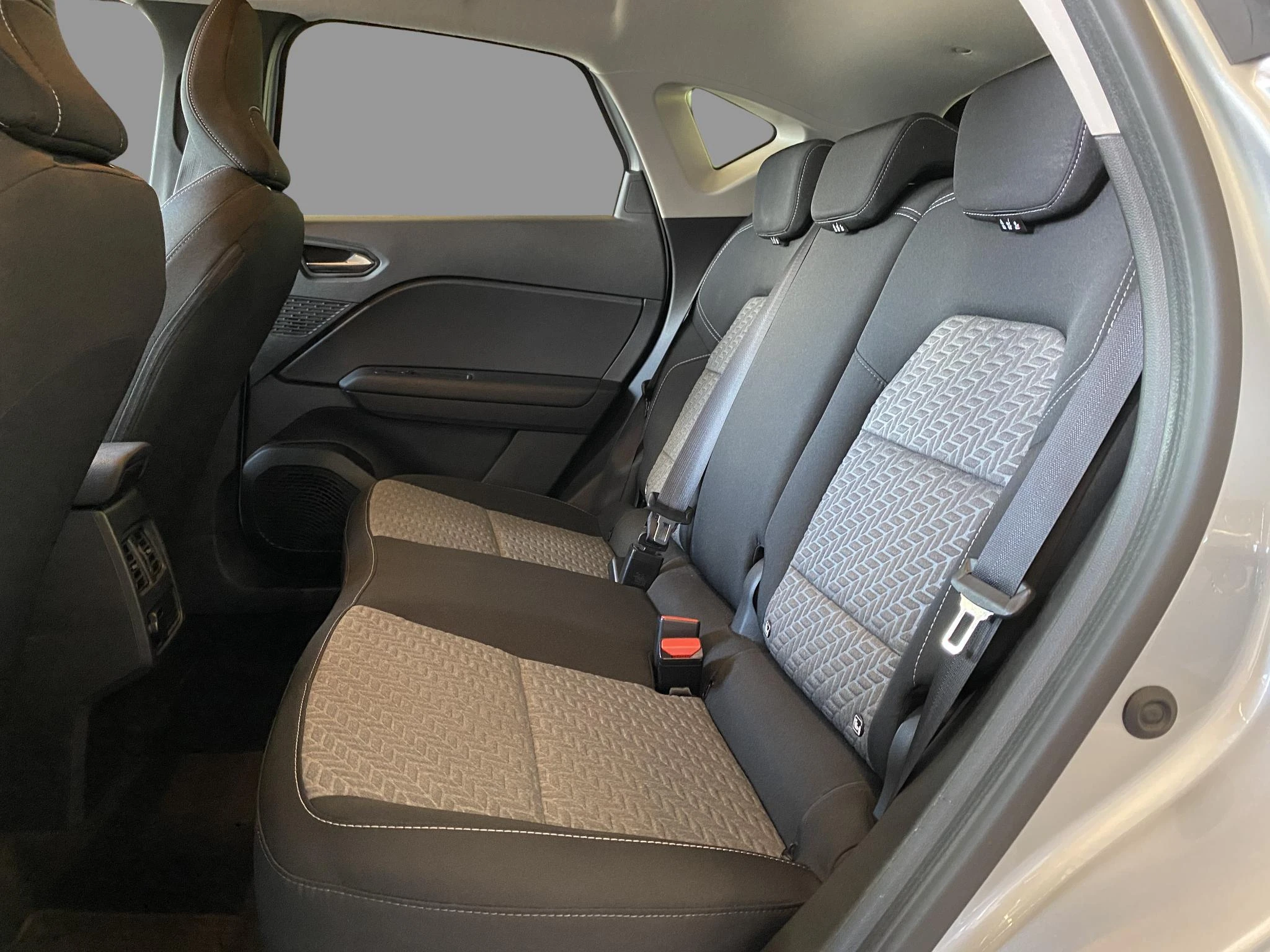 Renault-Captur-image-13