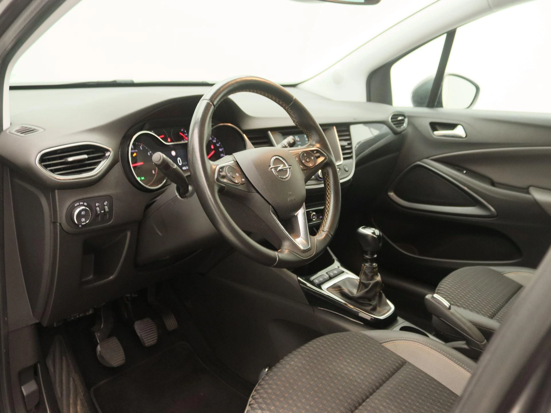 Opel-Crossland X-image-22