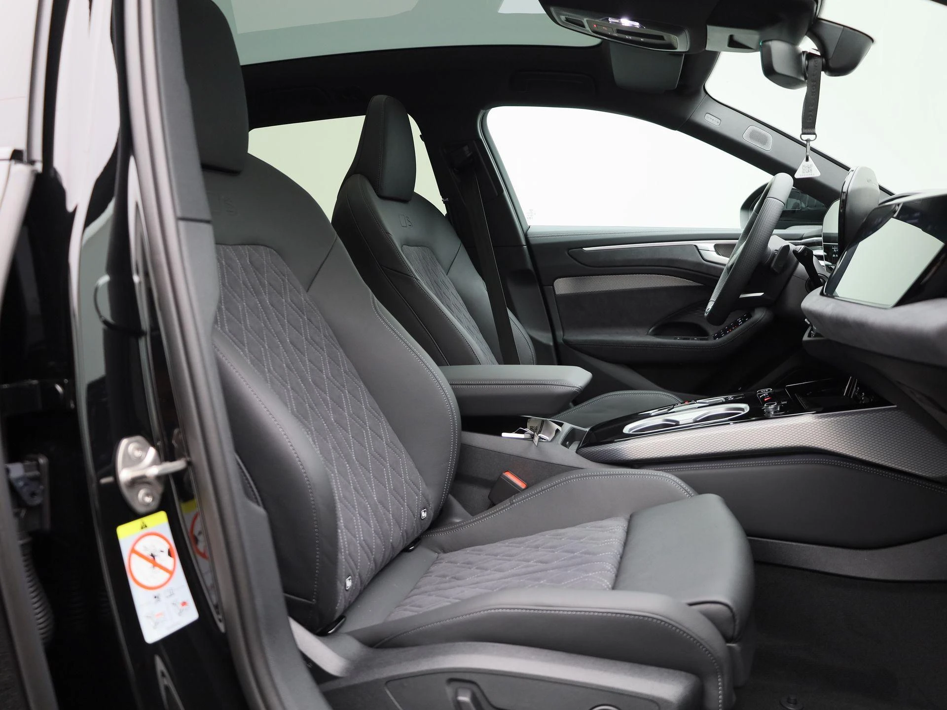 Audi-A6-image-45