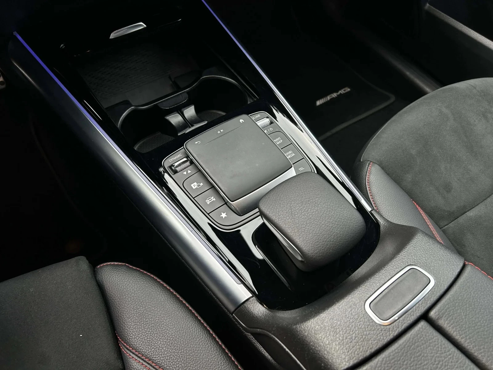 Mercedes-Benz-EQA-image-10