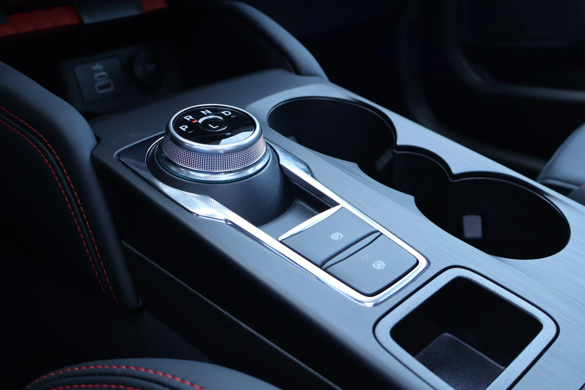 Ford-Kuga-image-28