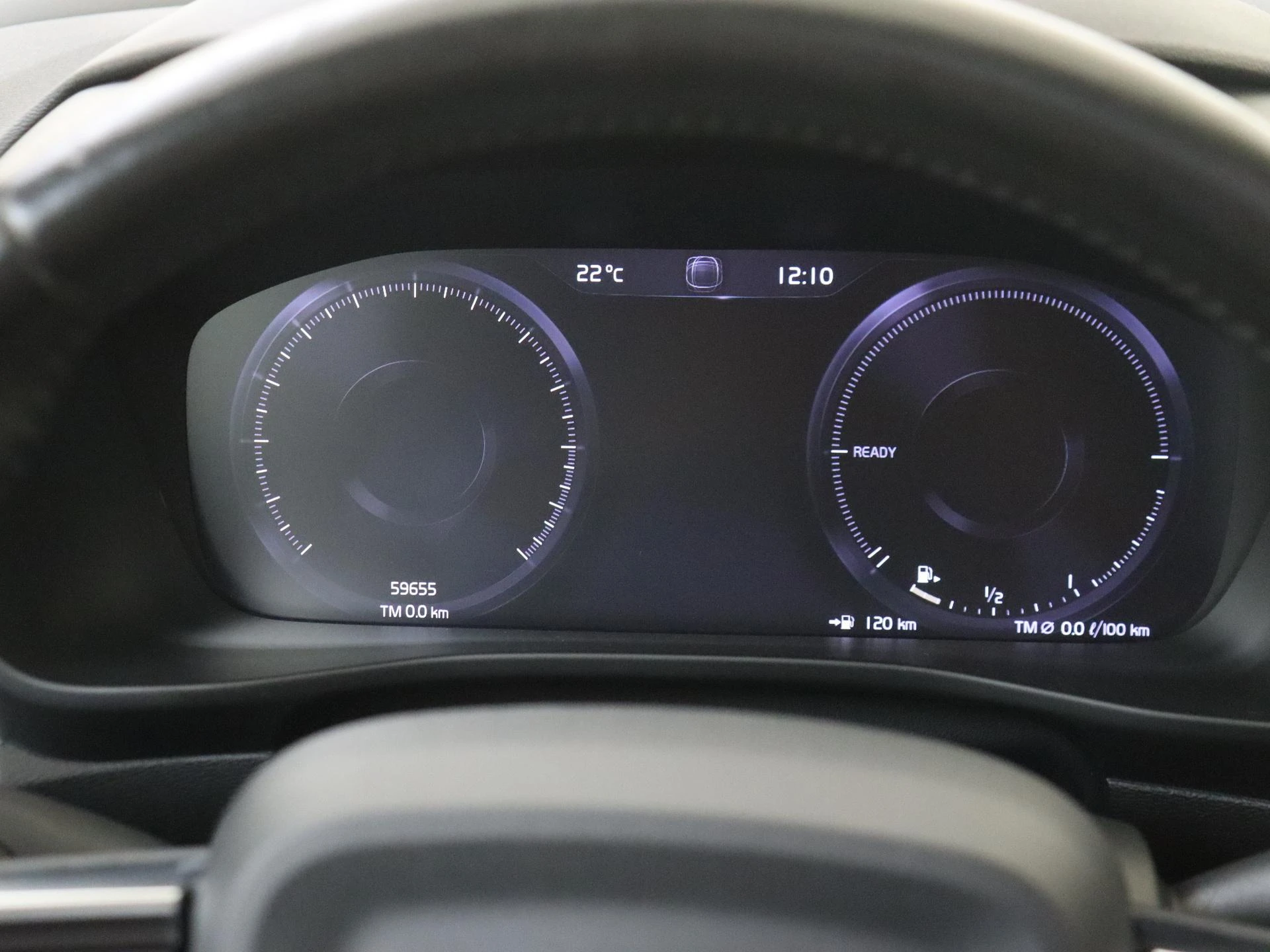 Volvo-XC40-image-10