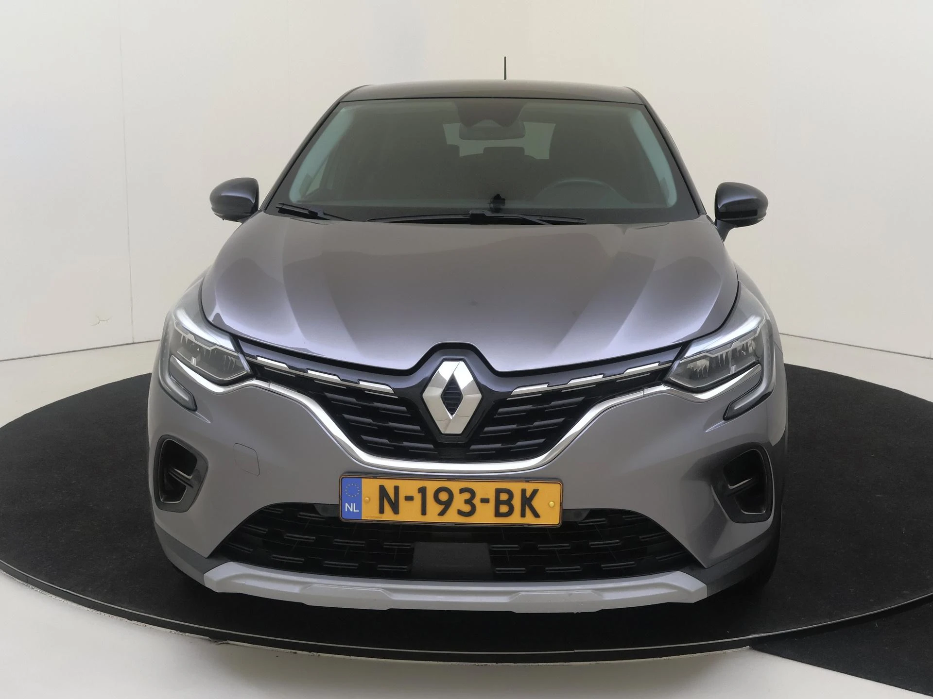 Renault-Captur-image-5