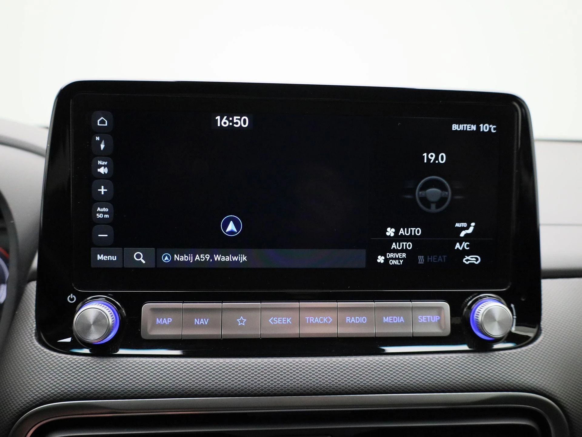 Hyundai-Kona-image-18