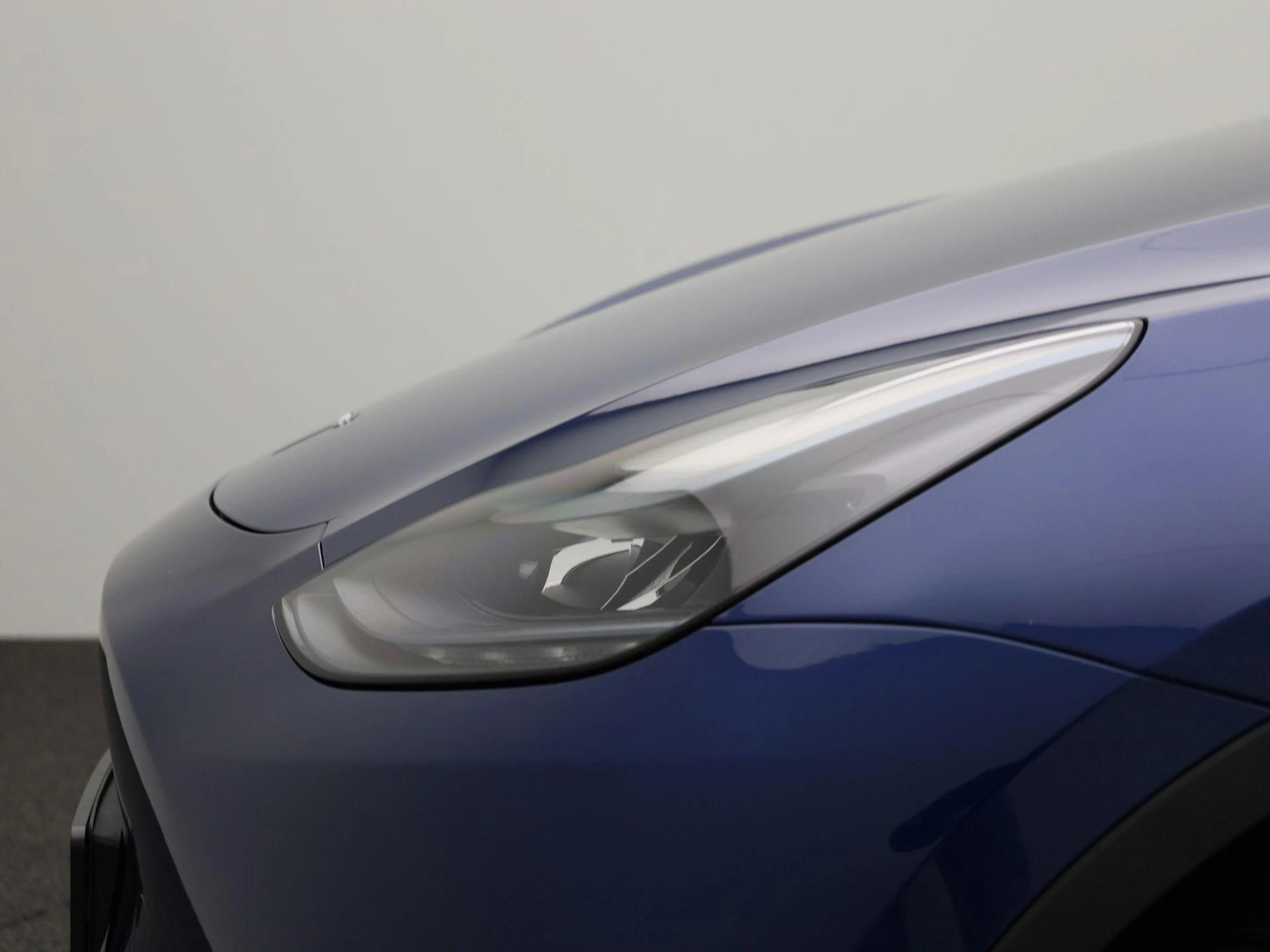 Tesla-Model Y-image-13