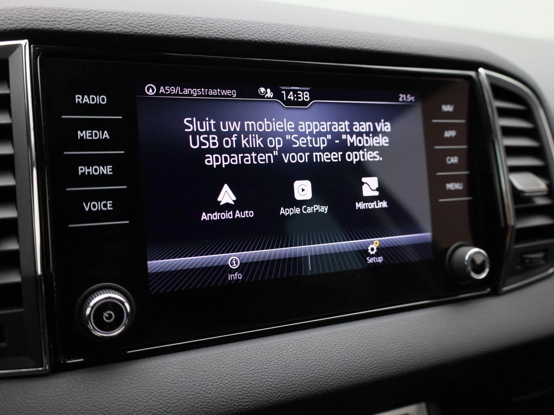 Škoda-Karoq-image-18