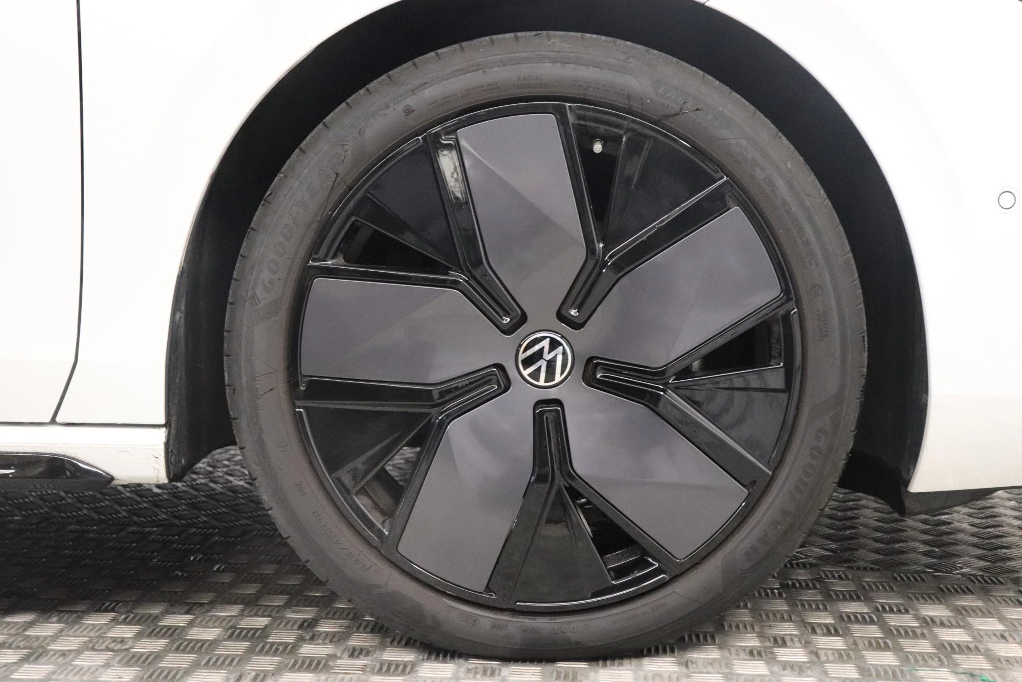 Volkswagen-Passat-image-10