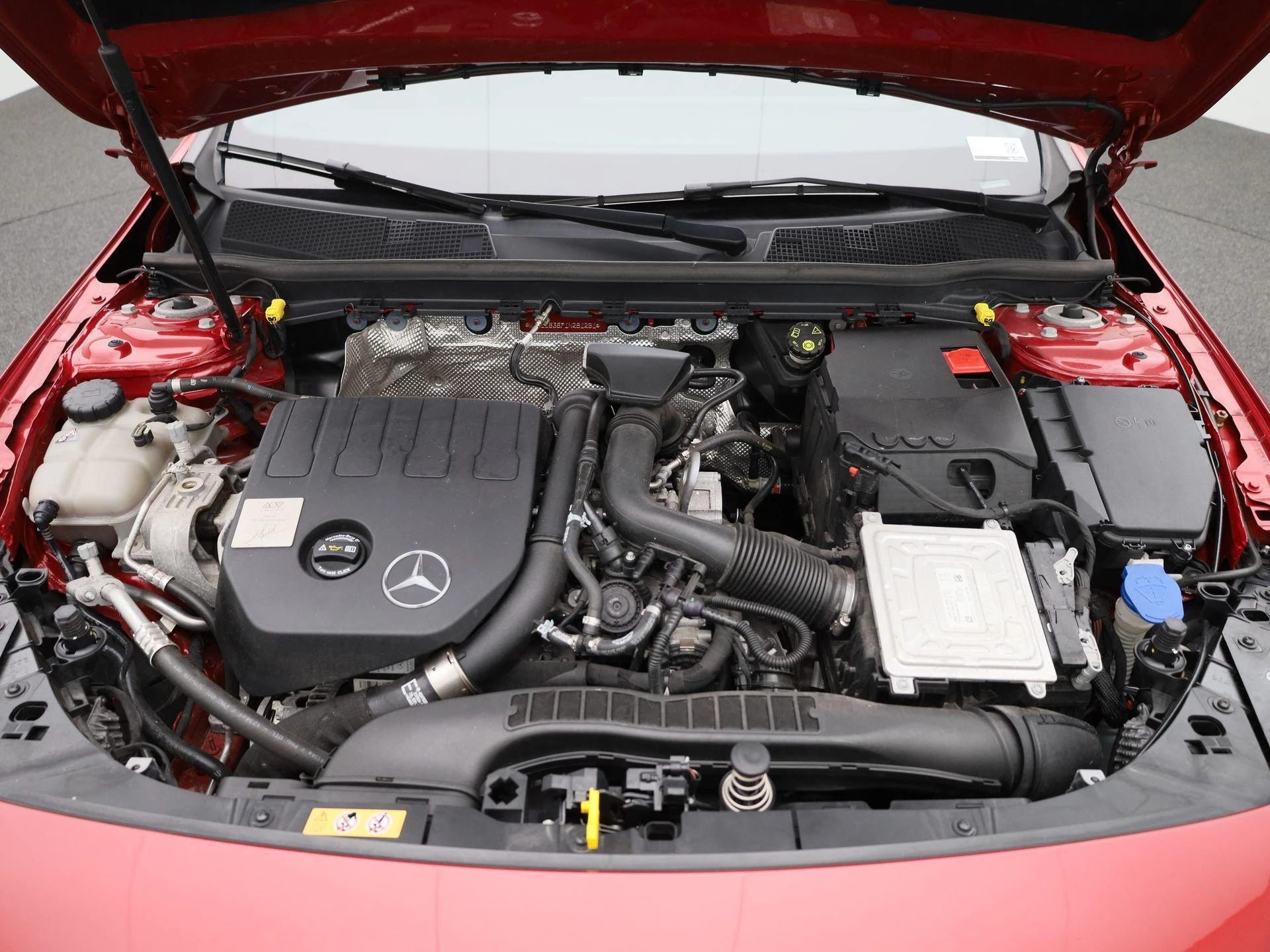 Mercedes-Benz CLA 200 Business Solution AMG