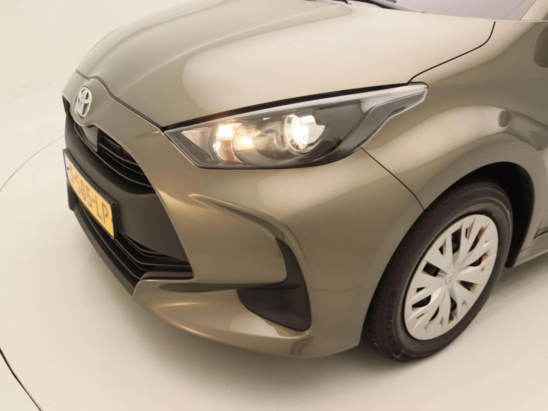Toyota Yaris 1.5 VVT-i Active