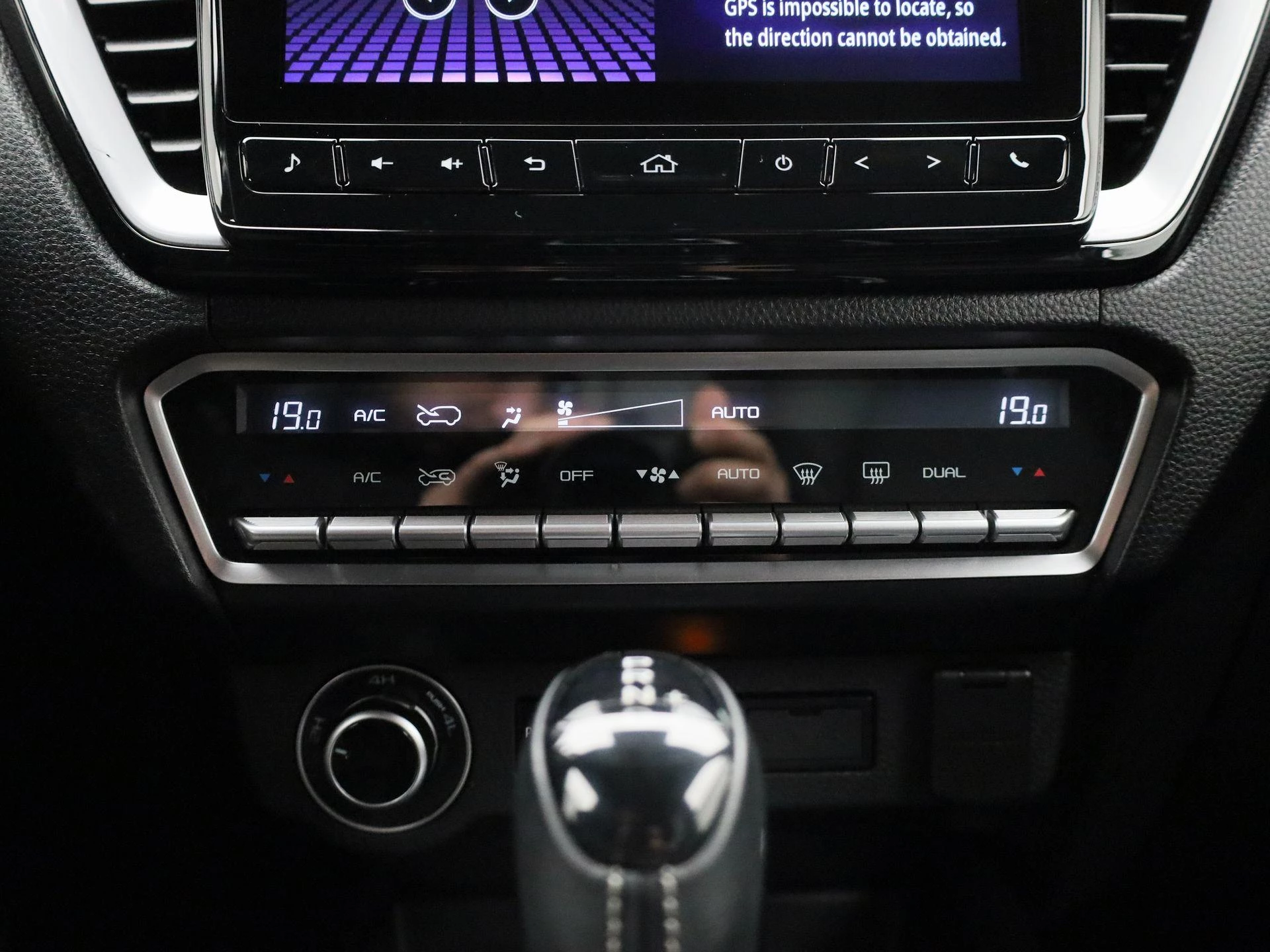 Isuzu-D-Max-image-21