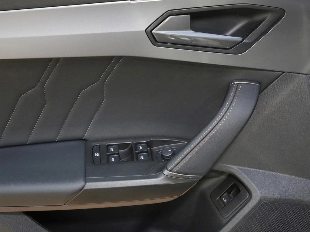 CUPRA Leon Sportstourer ST 2.0 TSI DSG VZ 4Drive 19" Full-Link el.Heckklappe