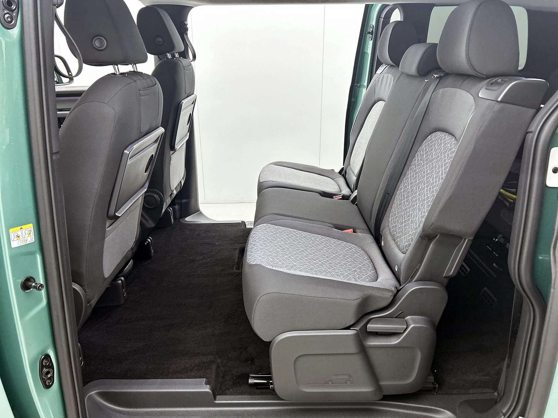 Volkswagen-ID. Buzz-image-30