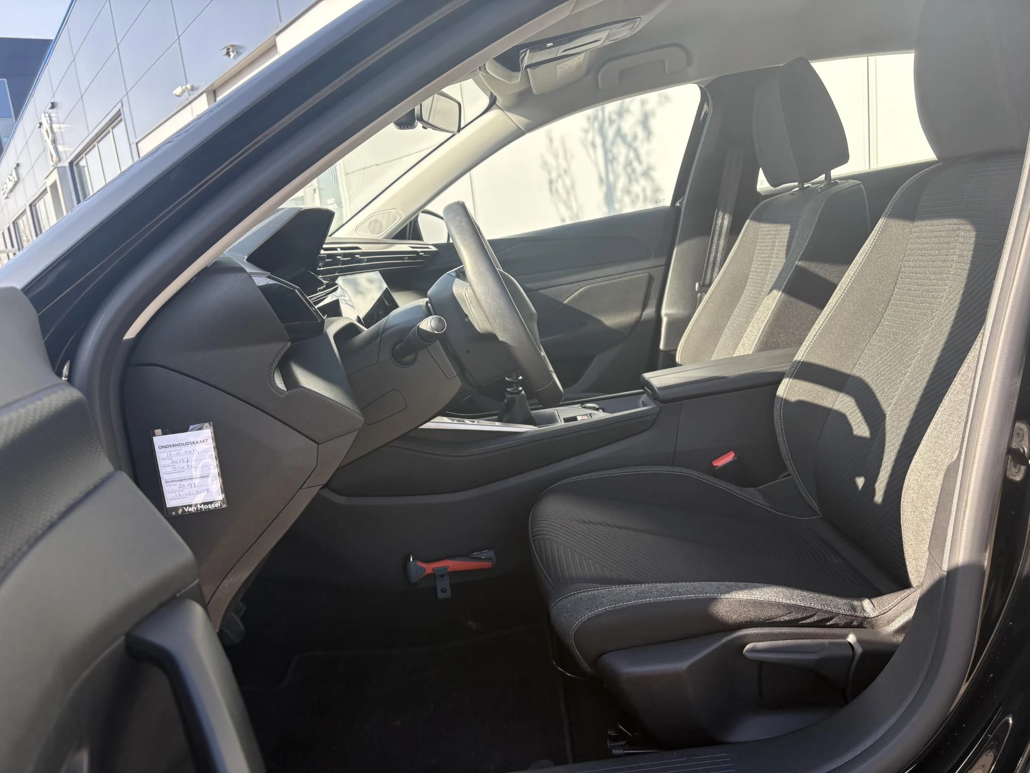 Peugeot-308-image-9