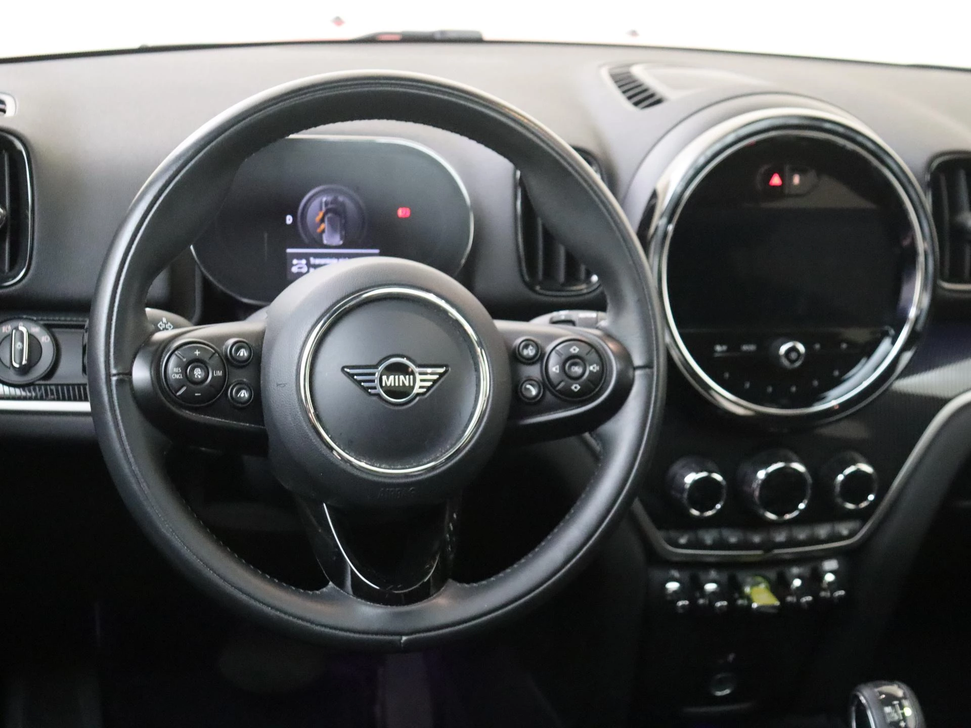 MINI-Countryman-image-13