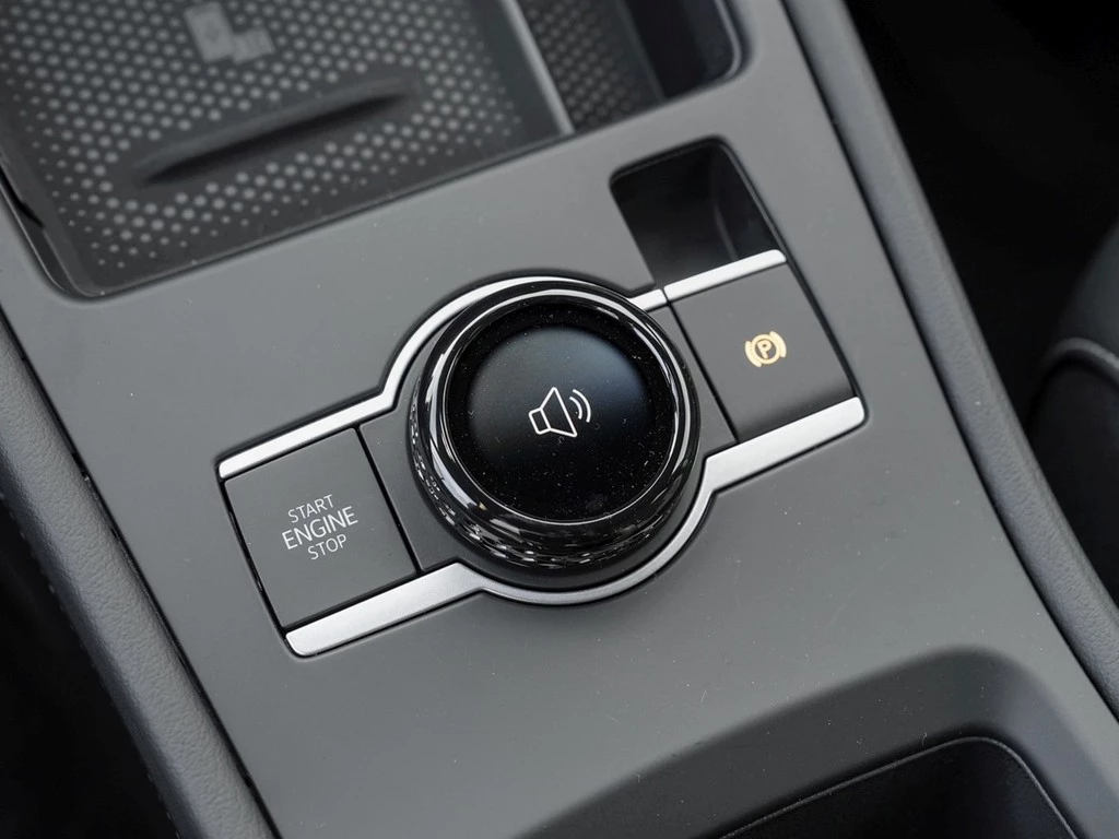Volkswagen T-Roc R-Line 1.5 l eTSI OPF 110 kW (150 PS)
