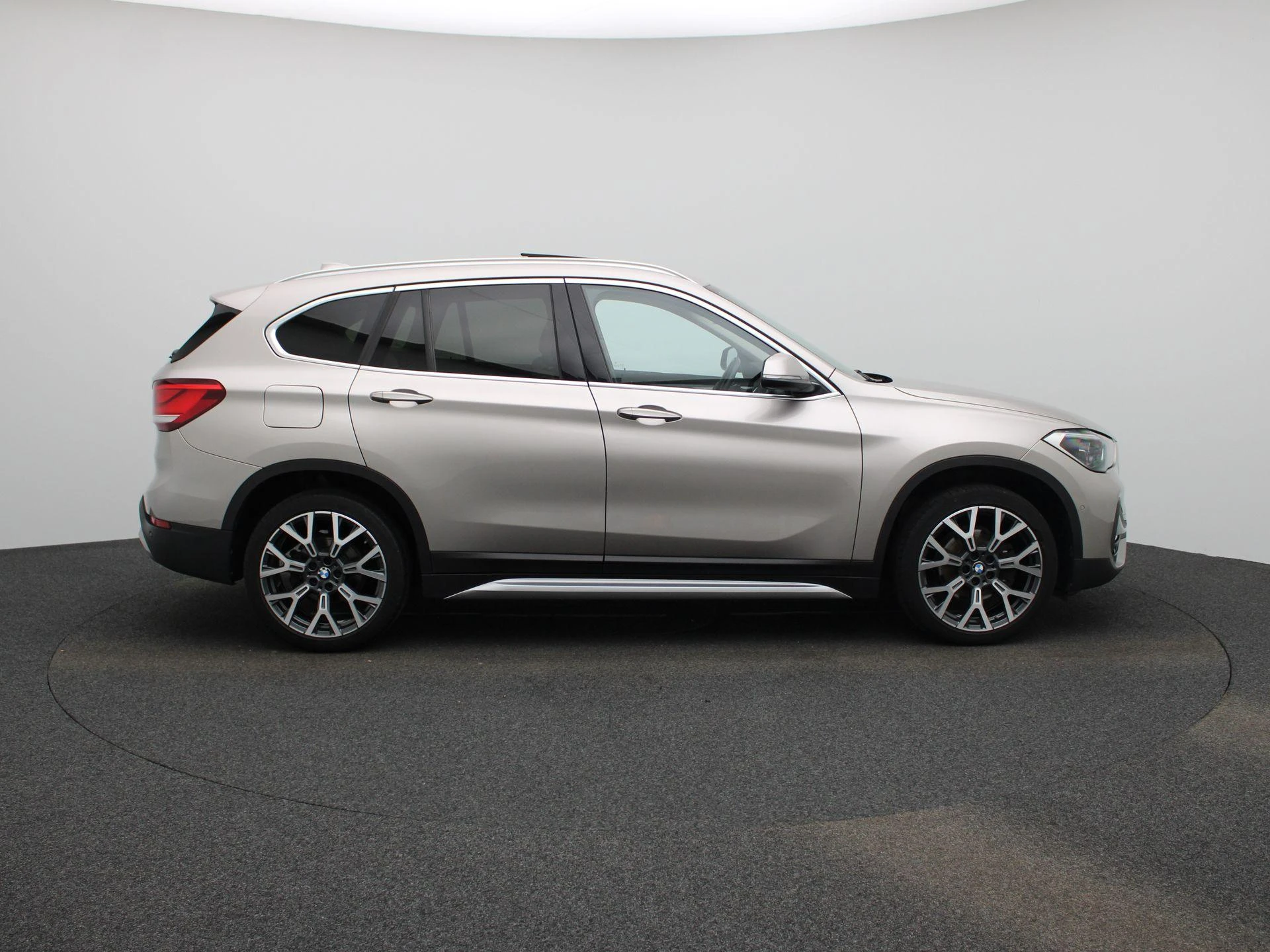 BMW-X1-image-5