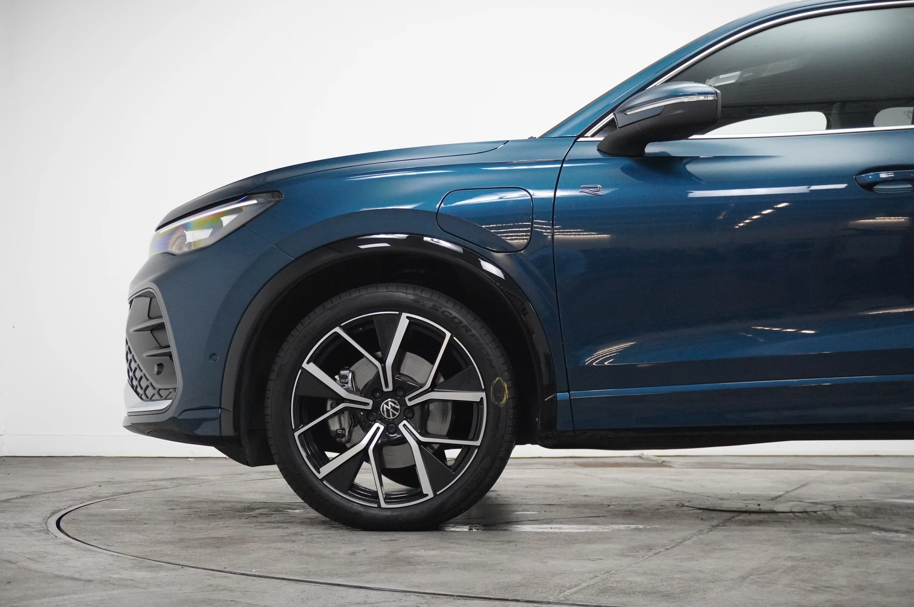 Volkswagen-Tiguan-image-51