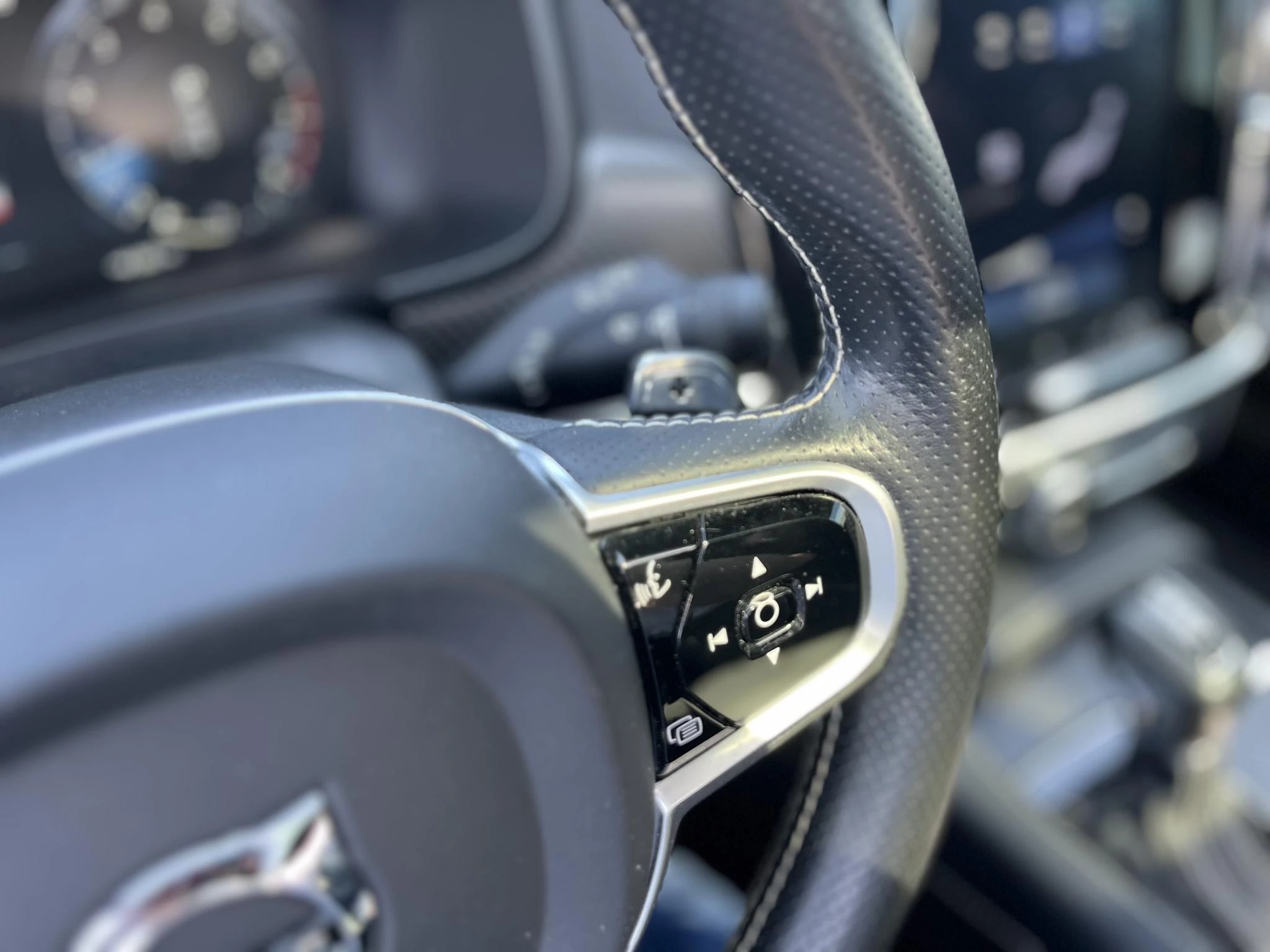 Volvo-V90-image-31