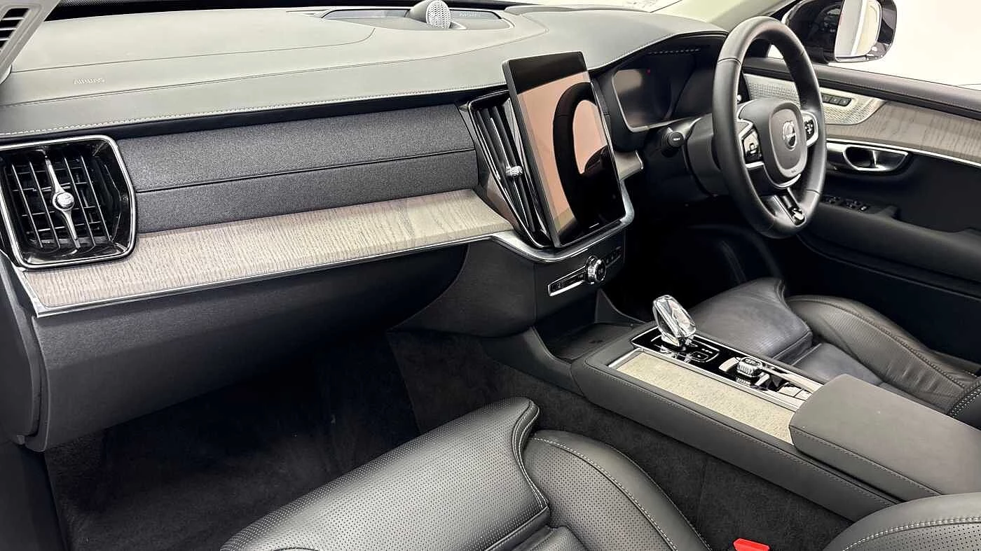 Volvo-XC90-image-5