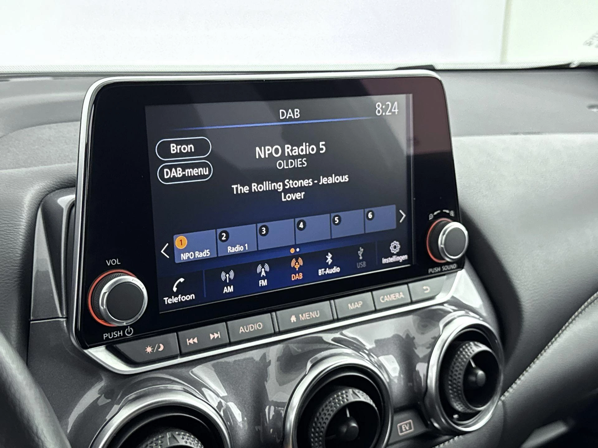 Nissan Juke 1.6 Hybrid N-Connecta 143PK