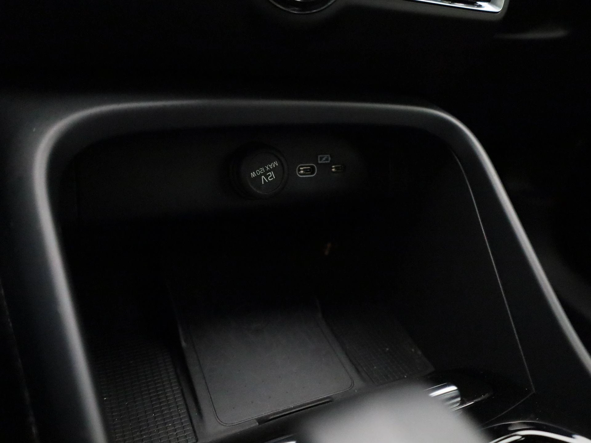 Volvo XC40 Recharge Core