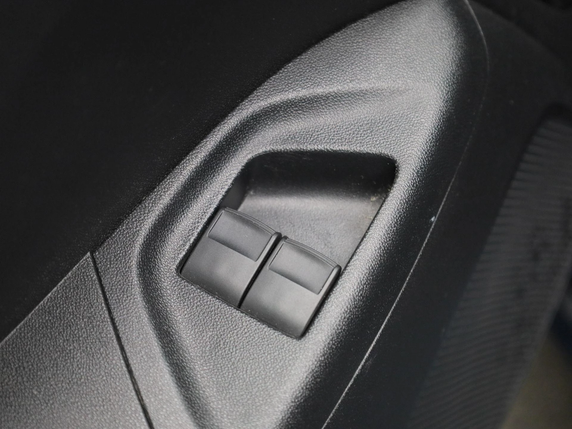 Peugeot-108-image-24