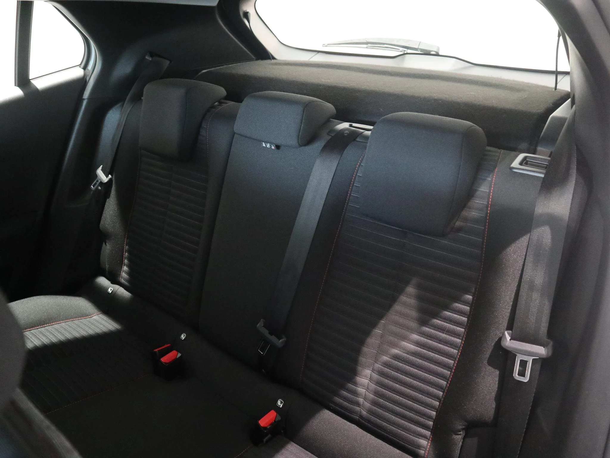 Peugeot-2008-image-9