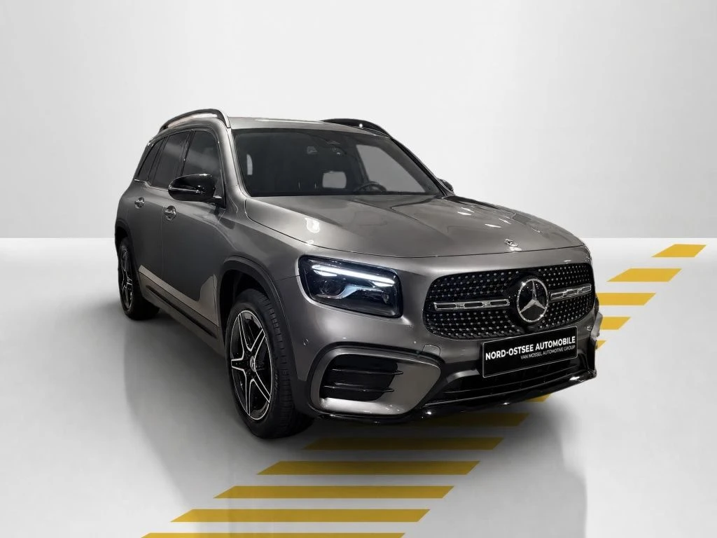 Mercedes-Benz-GLB 200 d-image-17