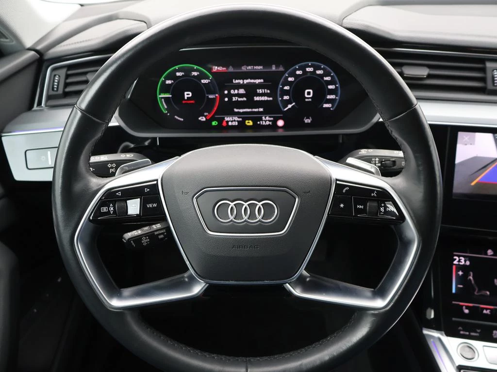 Audi e-tron Audi e-tron Attraction 55 QUATTRO 408PK *AUTOMAAT*CAMERA*LEDER*PDC*ACC*NAVI*VIRTUAL COCKPIT*...*