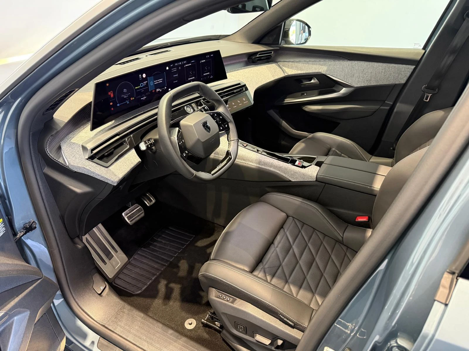Peugeot-5008-image-15